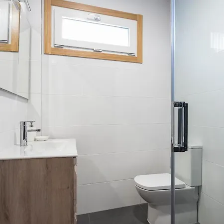 Luminoso En - A Lejlighed Cangas do Morrazo